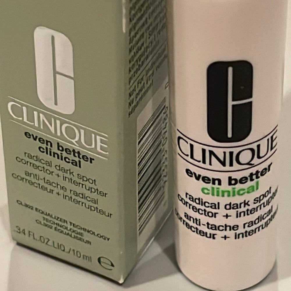 NWT Even Better Clinical Radical Dark Spot Corrector  + Interrupter by Clinique